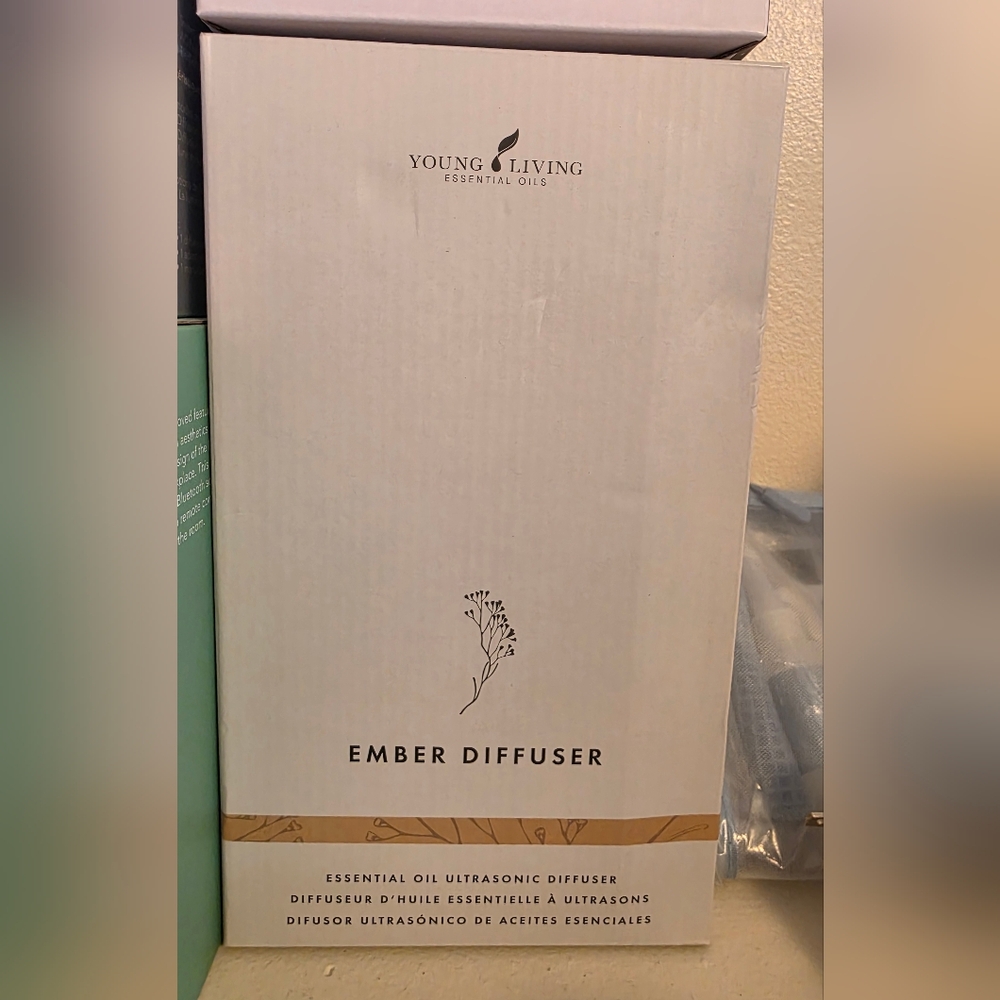 Young Living Ember Diffuser in White and Tan